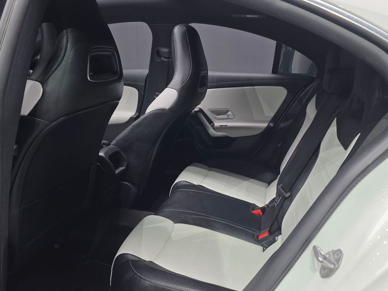 2021 Mercedes-Benz A-Class CLA250 4MATIC photo 12