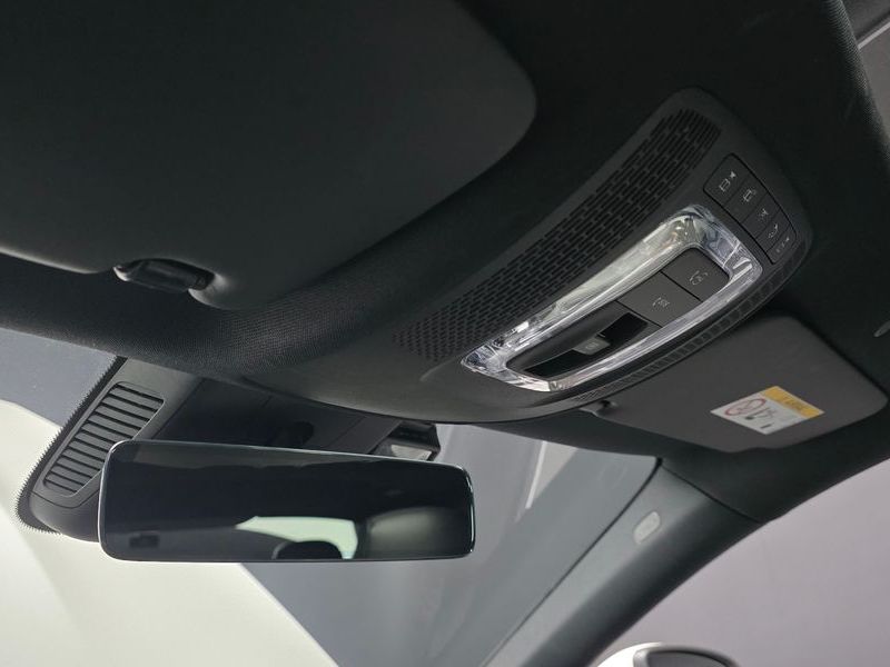 2021 Mercedes-Benz A-Class CLA250 4MATIC photo 17