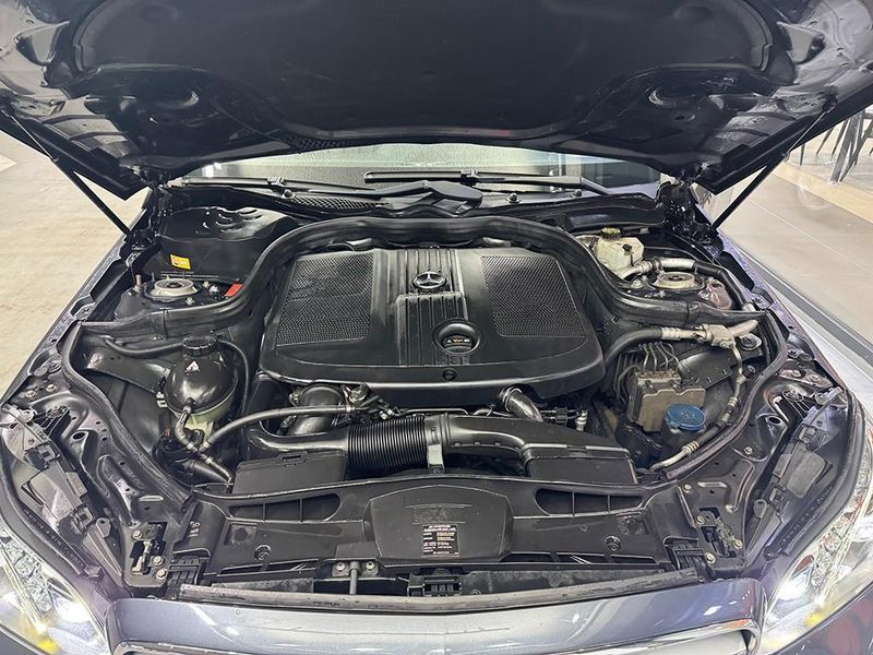 2014 Mercedes-Benz E-Class E250 CDI 4MATIC photo 19