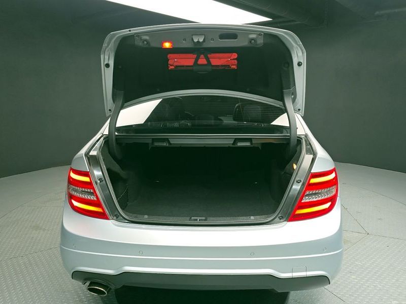 2013 Mercedes-Benz C-Class C200 CGI Avantgarde Style Package photo 20