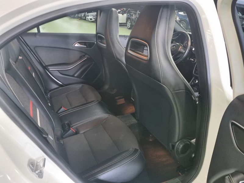 2014 Mercedes-Benz A-Class A200 CDI Style photo 11