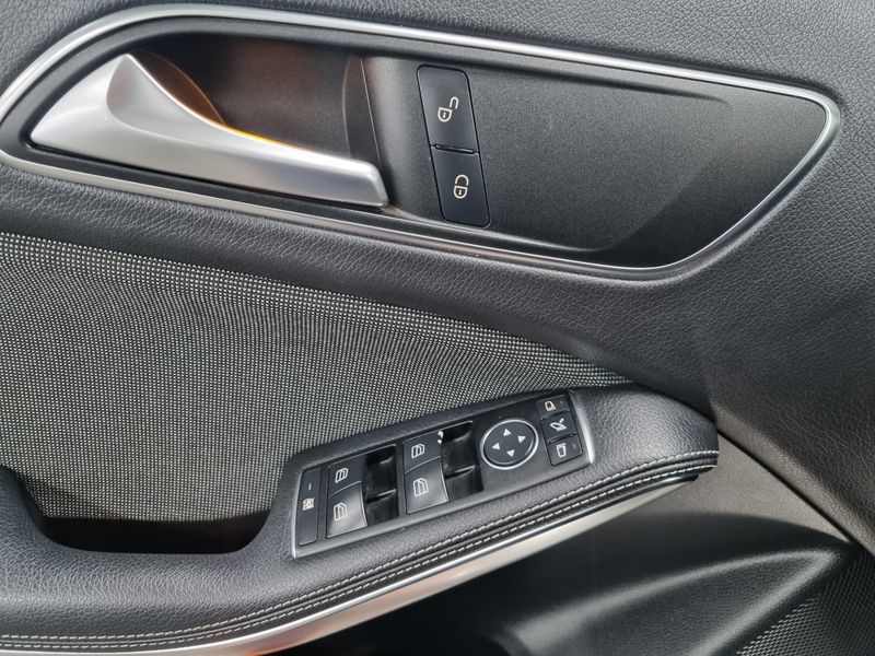 2014 Mercedes-Benz A-Class A200 CDI Style photo 16