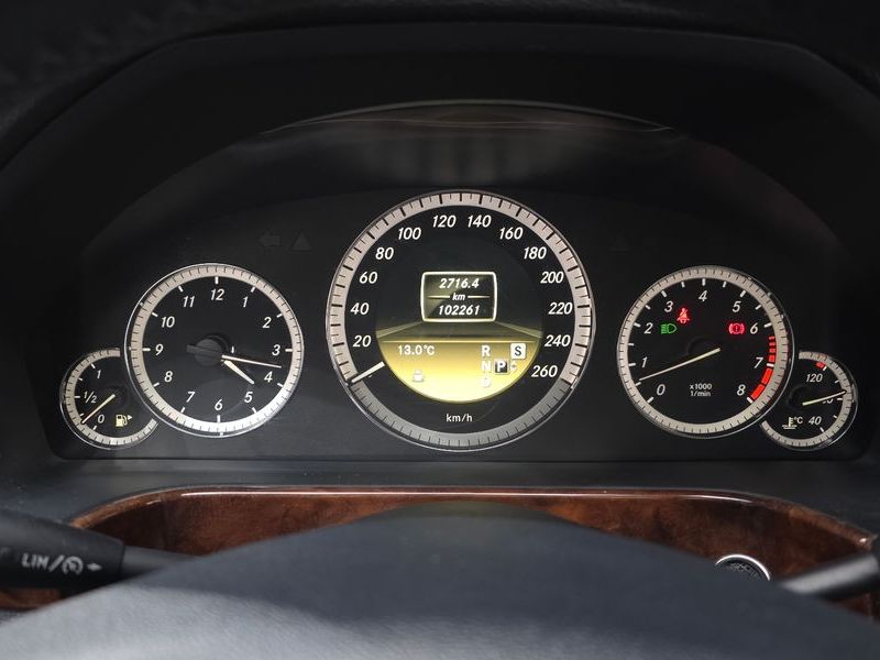 2012 Mercedes-Benz E-Class E300 Elegance photo 8