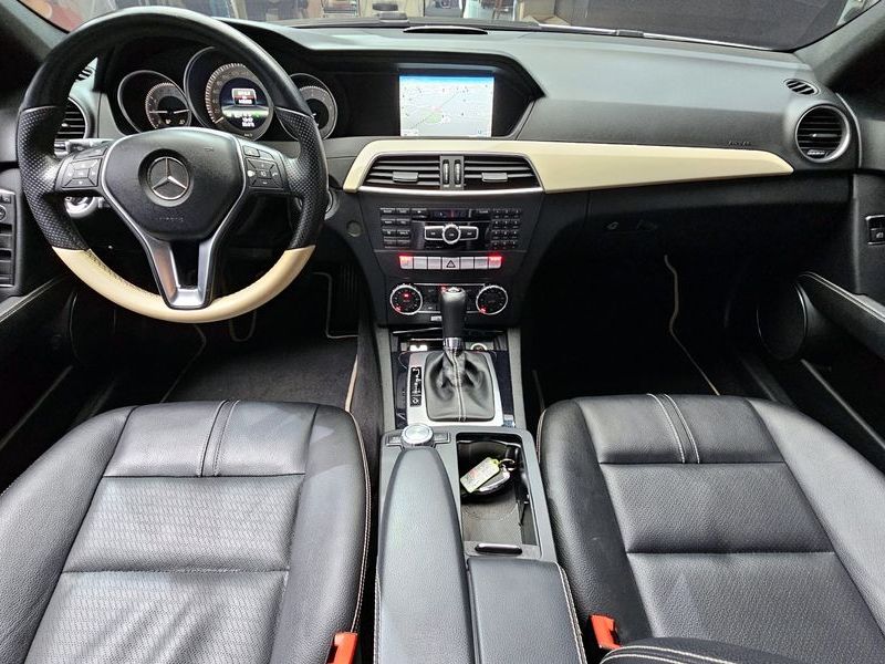 2013 Mercedes-Benz C-Class C200 CGI Avantgarde Style Package photo 7