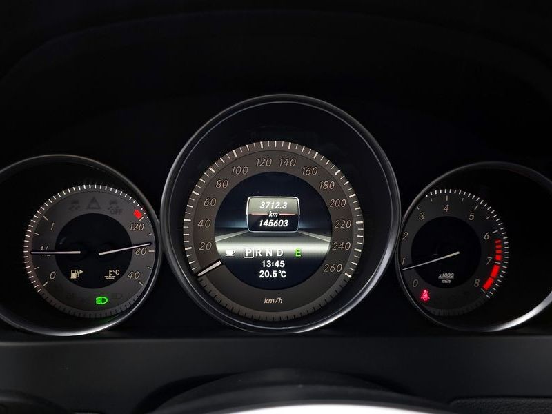 2013 Mercedes-Benz C-Class C200 CGI Avantgarde Style Package photo 8