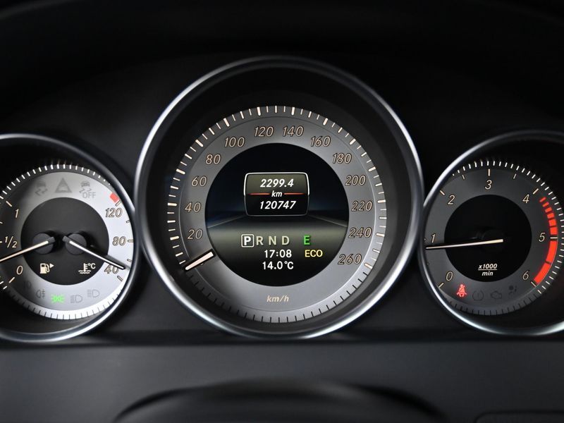 2014 Mercedes-Benz C-Class C220 CDI 4MATIC Edition C photo 8