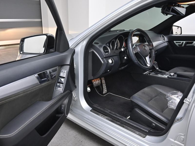 2014 Mercedes-Benz C-Class C220 CDI 4MATIC Edition C photo 11