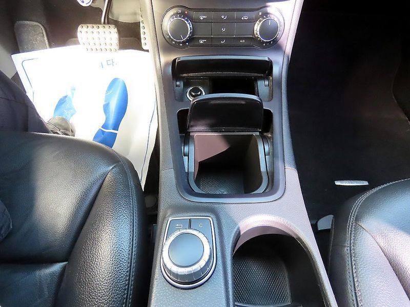 2013 Mercedes-Benz B-Class B200 CDI Blue efficiency Sport pack photo 13