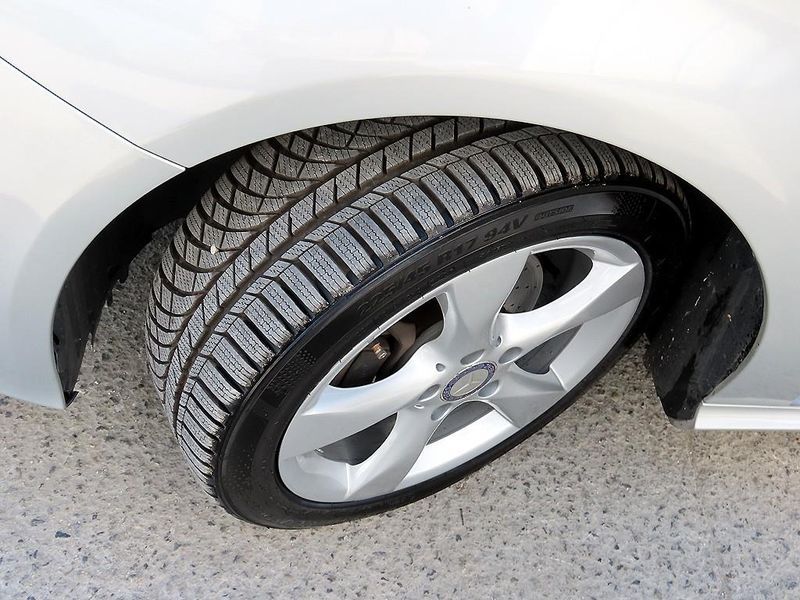 2013 Mercedes-Benz B-Class B200 CDI Blue efficiency Sport pack photo 19