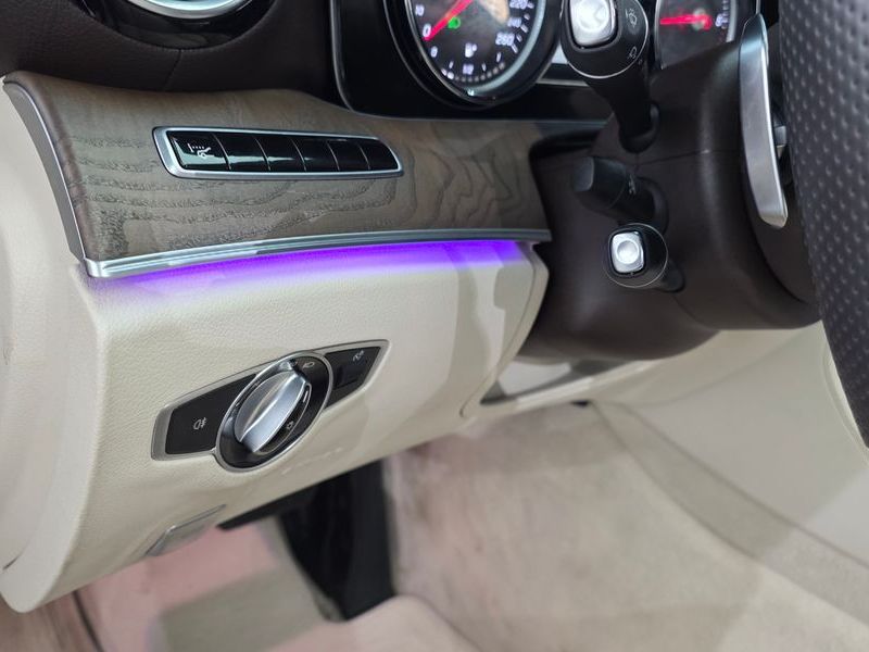 2017 Mercedes-Benz E-Class E220d Exclusive photo 15