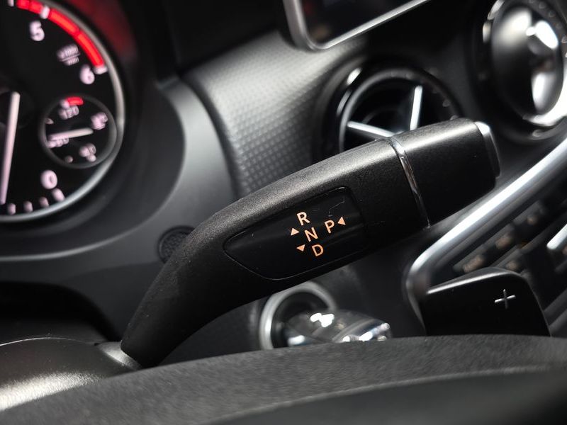 2014 Mercedes-Benz A-Class A200 CDI Style photo 9