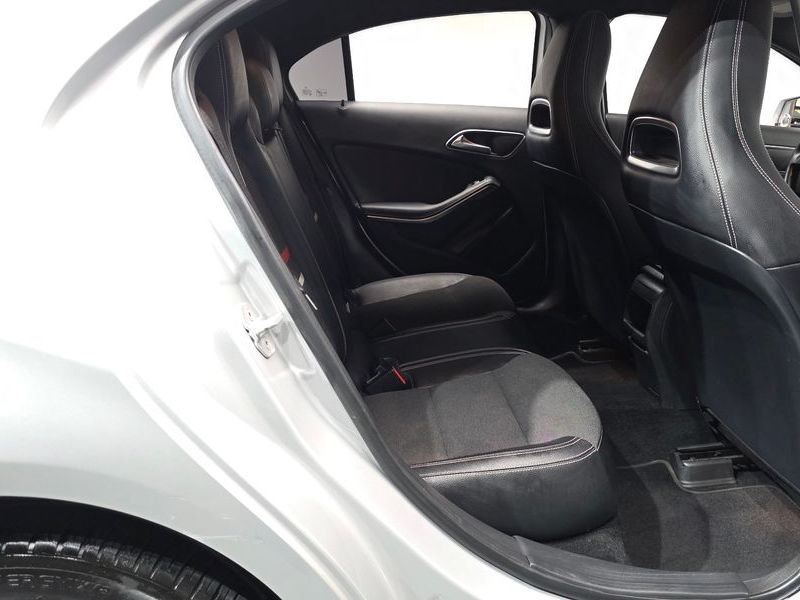 2014 Mercedes-Benz A-Class A200 CDI Style photo 11