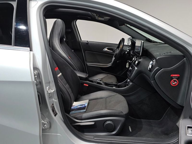 2014 Mercedes-Benz A-Class A200 CDI Style photo 26