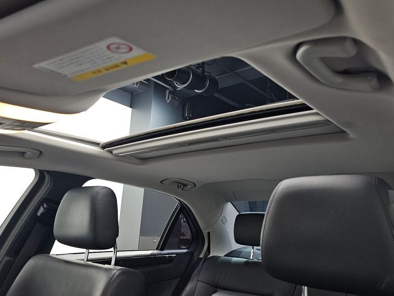 2013 Mercedes-Benz E-Class E220 CDI Avantgarde photo 17