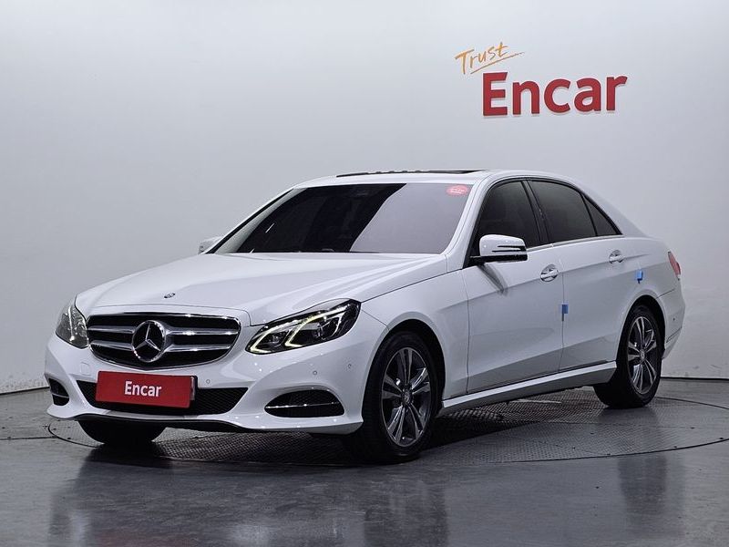 2016 Mercedes-Benz E-Class E220 CDI Avantgarde photo 1