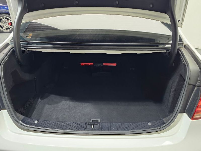 2016 Mercedes-Benz E-Class E220 CDI Avantgarde photo 20