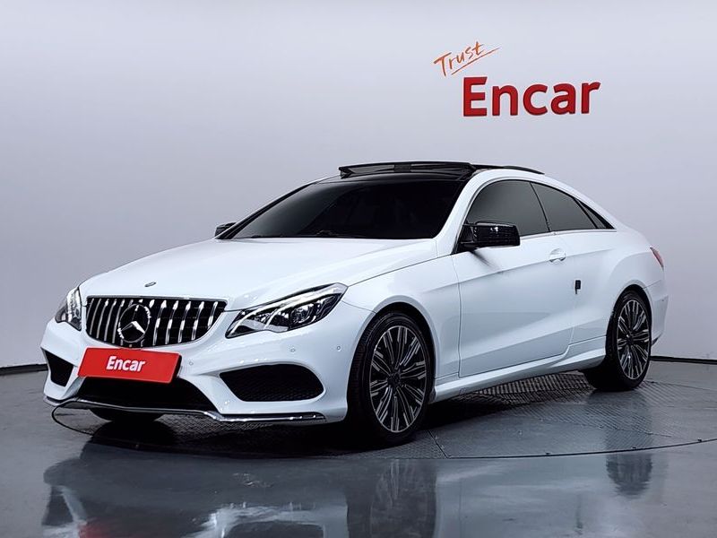 2014 Mercedes-Benz E-Class E200 Coupe photo 1
