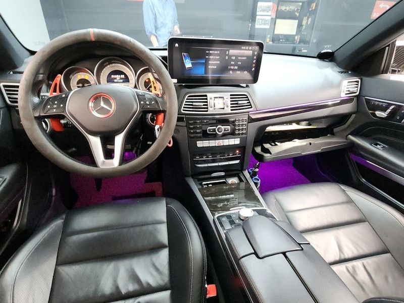 2014 Mercedes-Benz E-Class E200 Coupe photo 7