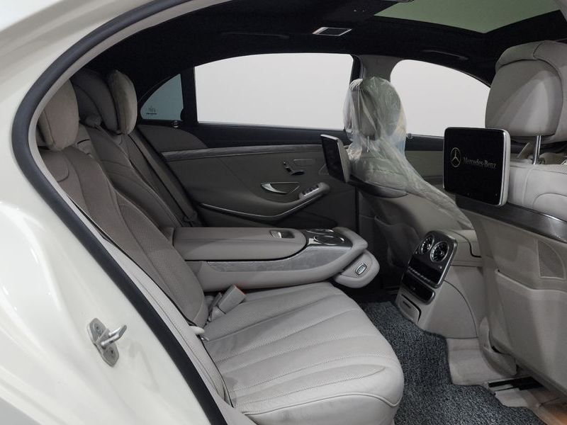 2016 Mercedes-Benz S-Class S350L d 4MATIC photo 12