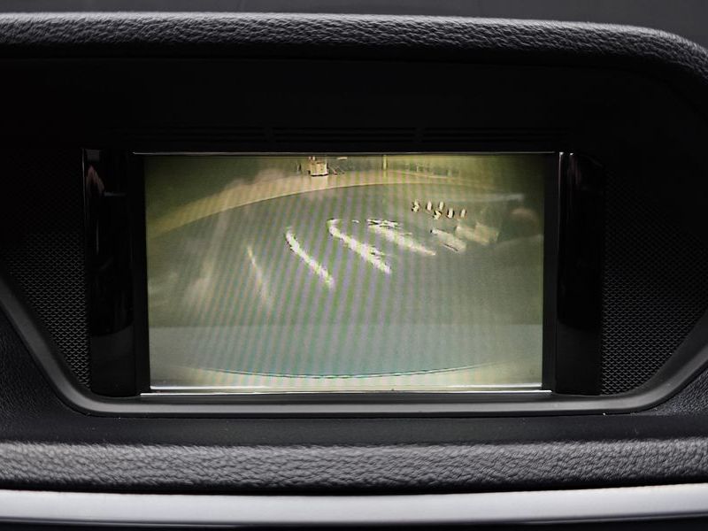 2012 Mercedes-Benz E-Class E300 Elegance photo 14