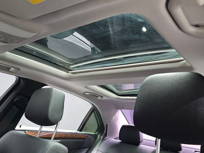 2012 Mercedes-Benz E-Class E300 Elegance photo 19