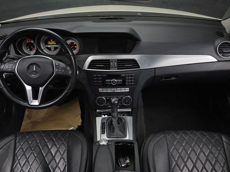 2013 Mercedes-Benz C-Class C220 CDI AVANTGARDE photo 7