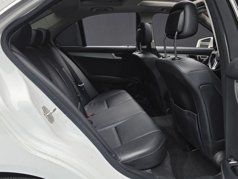 2013 Mercedes-Benz C-Class C220 CDI AVANTGARDE photo 12