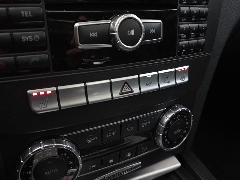 2013 Mercedes-Benz C-Class C220 CDI AVANTGARDE photo 18