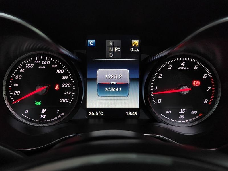 2017 Mercedes-Benz C-Class C200 Avantgarde photo 8