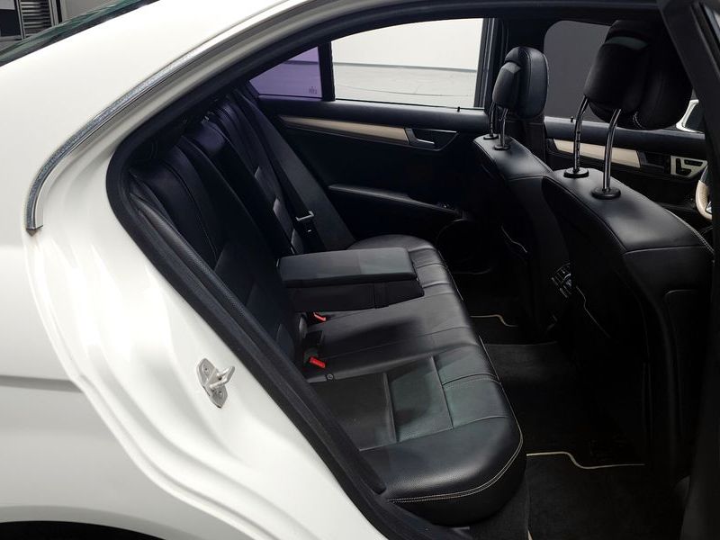 2013 Mercedes-Benz C-Class C200 CGI Avantgarde Style Package photo 11
