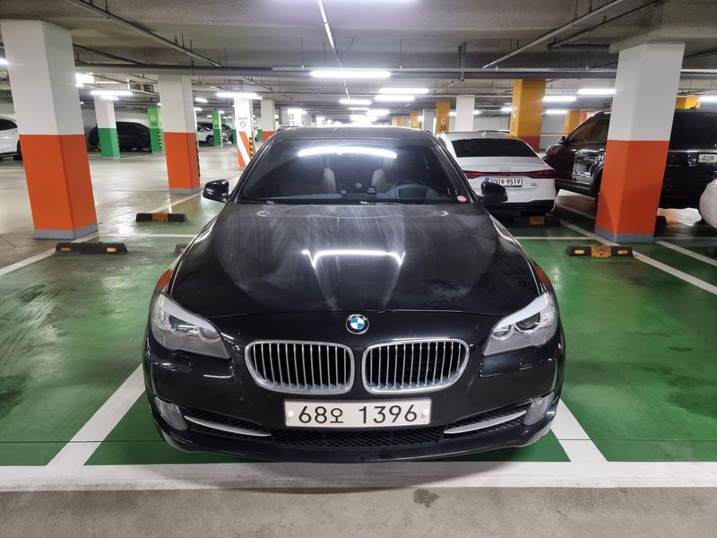 2013 BMW 5 Series 535i photo 1