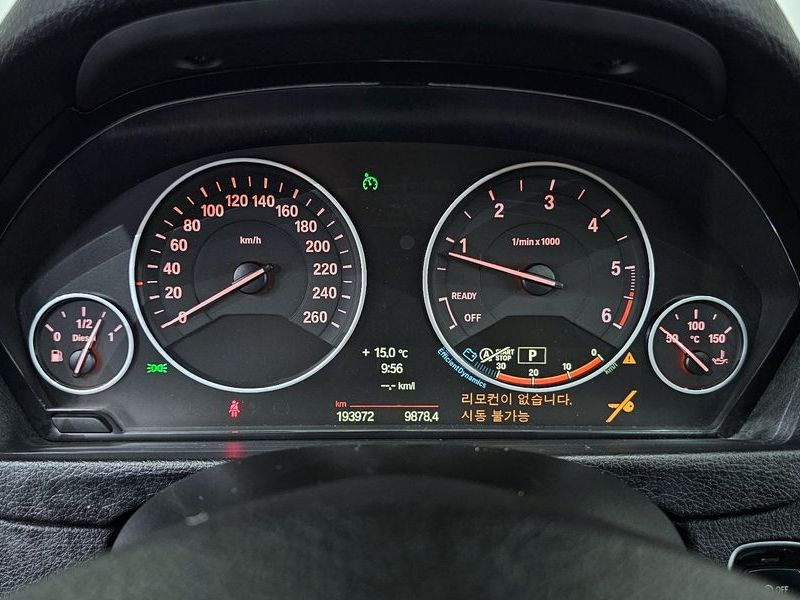 2014 BMW 3 Series 320d photo 8