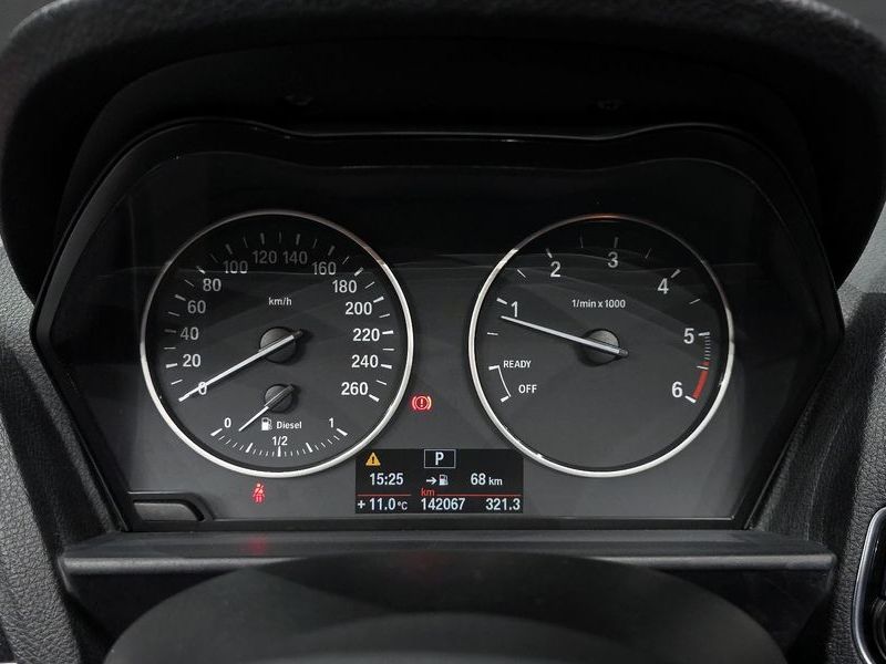 2013 BMW 1 Series 118d Urban Pack1 5Dr photo 8