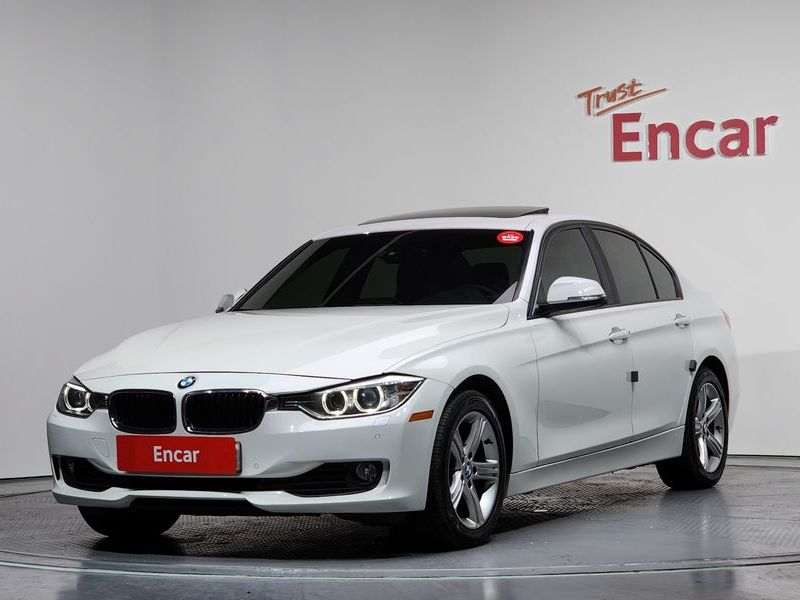 2012 BMW 3 Series 320d photo 1