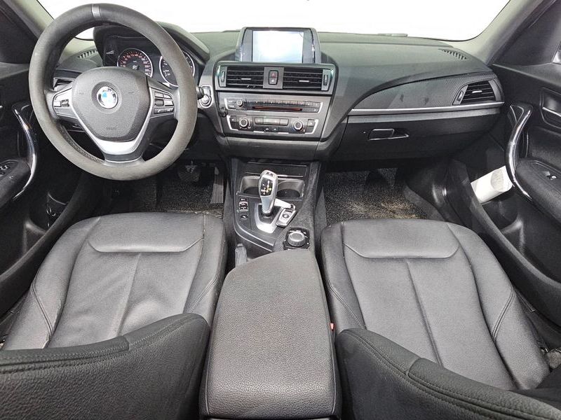 2014 BMW 1 Series 118d Urban Pack1 5Dr photo 7