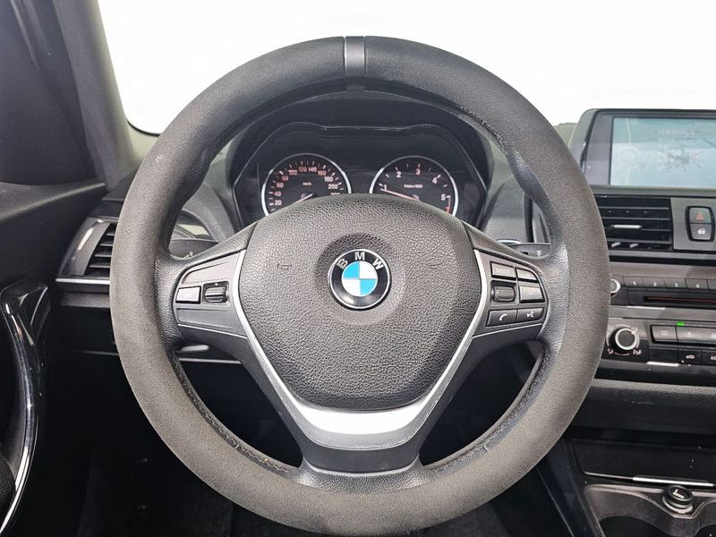 2014 BMW 1 Series 118d Urban Pack1 5Dr photo 14