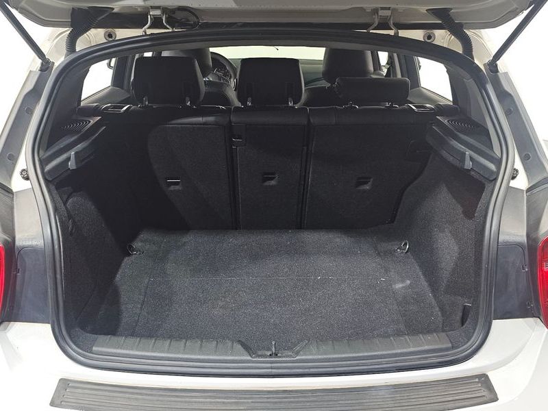 2014 BMW 1 Series 118d Urban Pack1 5Dr photo 21