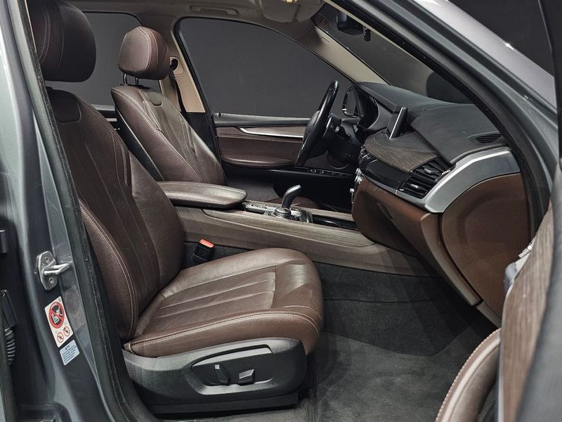 2015 BMW X5 xDrive 30d photo 10