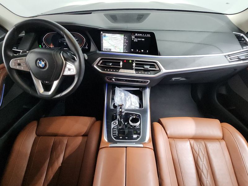 2022 BMW X7 xDrive 40d Design Pure Excellence 6-Seater photo 7