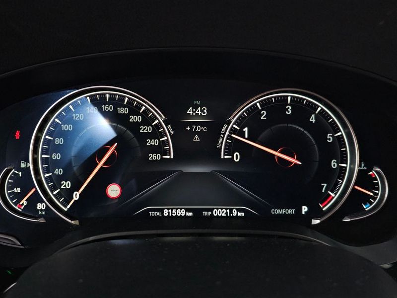 2018 BMW 5 Series 530i xDrive M Sport Package photo 8