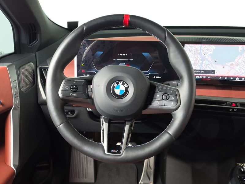 2024 BMW iX xDrive M60 photo 12