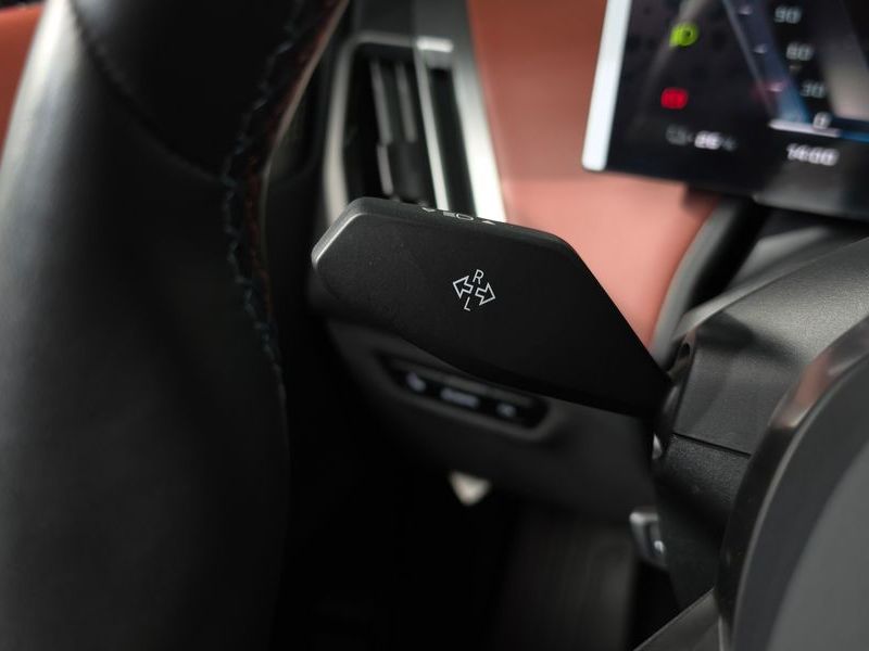 2024 BMW iX xDrive M60 photo 30