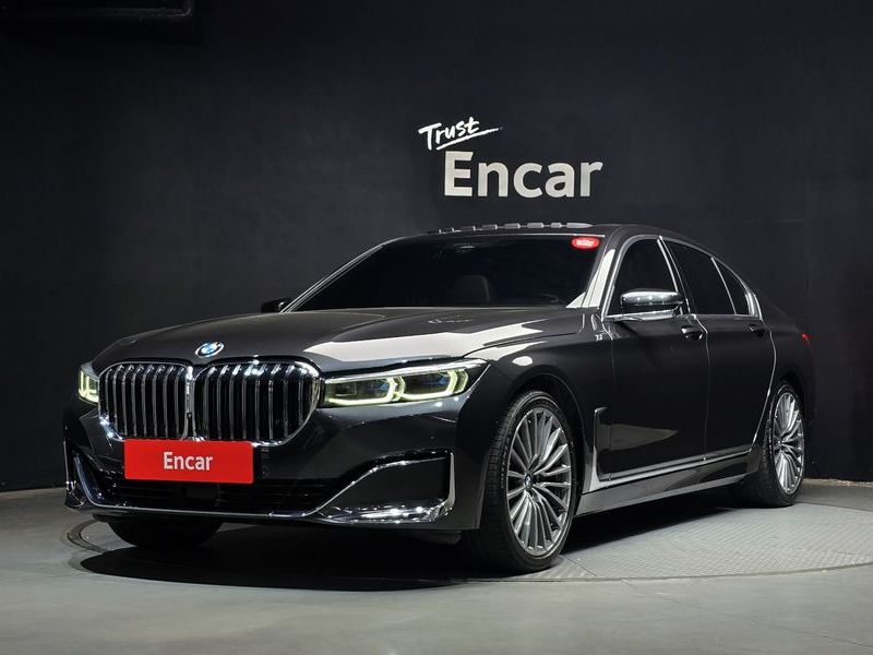 2022 BMW 7 Series 730d xDrive Design Pure Excellence photo 1