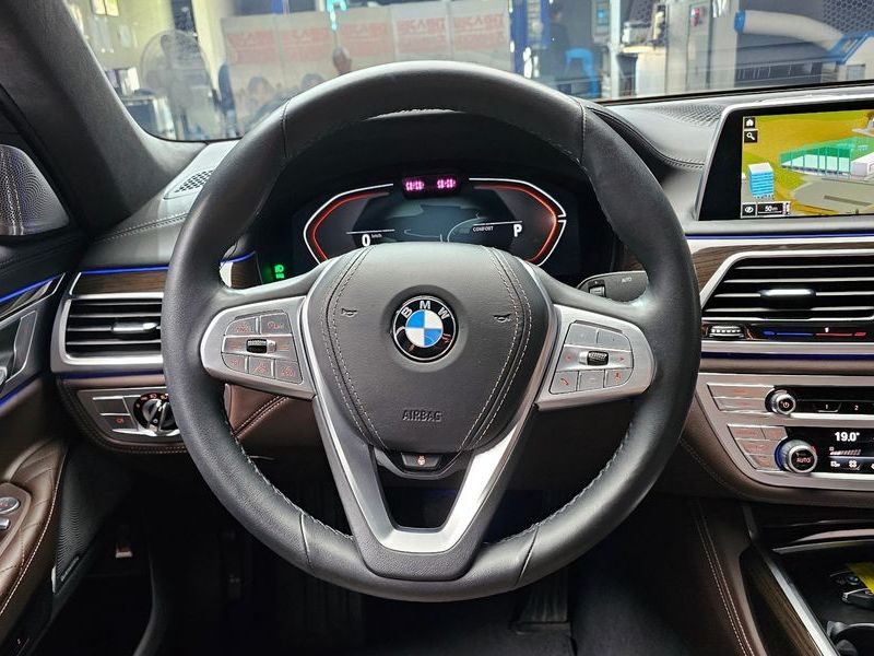 2022 BMW 7 Series 730d xDrive Design Pure Excellence photo 13