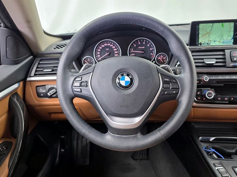 2016 BMW 4 Series 420i Luxury GranCoupe photo 13