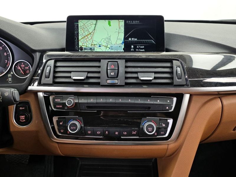 2016 BMW 4 Series 420i Luxury GranCoupe photo 14