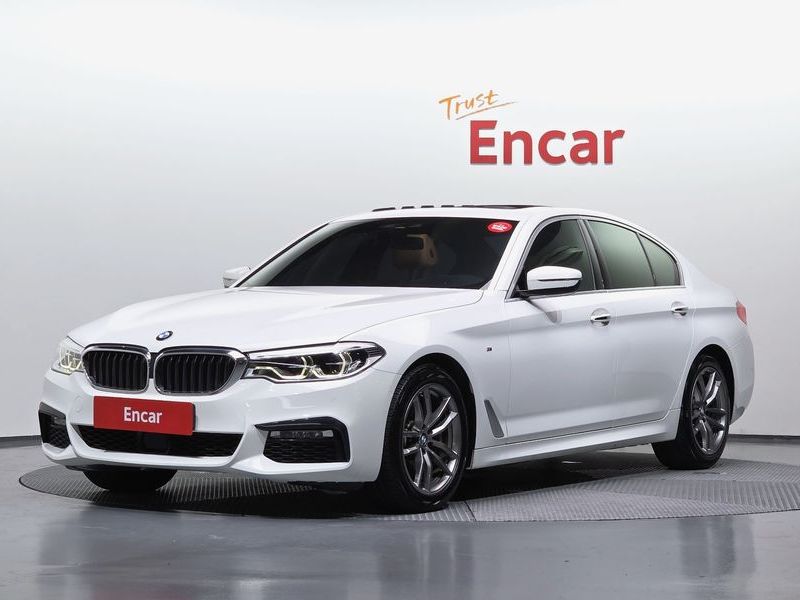 2018 BMW 5 Series 530i xDrive M Sport Package photo 1