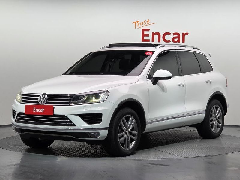 2016 Volkswagen Touareg V6 3.0 TDI Bluemotion 7P5 photo 1