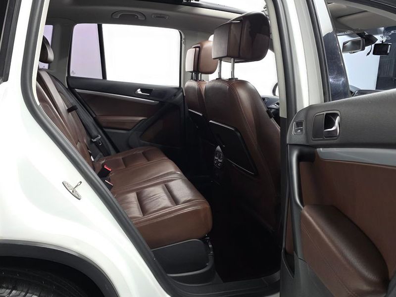 2016 Volkswagen Tiguan 2.0 TDI Premium 5N photo 12
