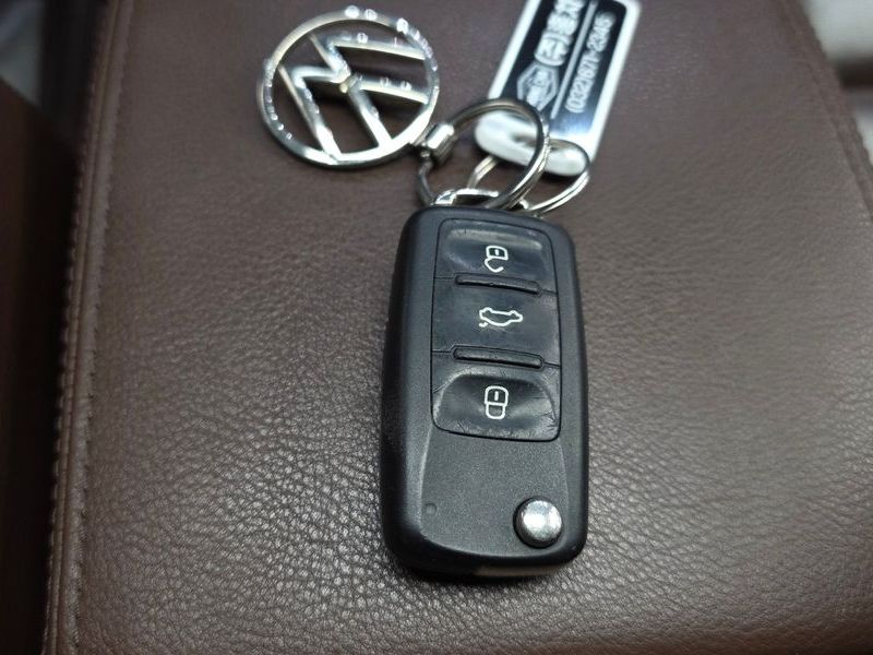 2016 Volkswagen Tiguan 2.0 TDI Premium 5N photo 19